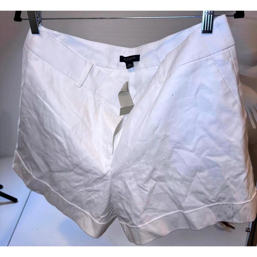 Ann Taylor Women's White Shorts - Size 12